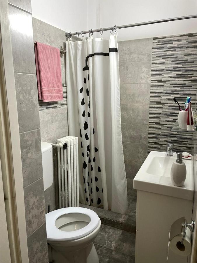 Апартаменти Centru Charming New Apartament Piata Universitate Бухарест Екстер'єр фото